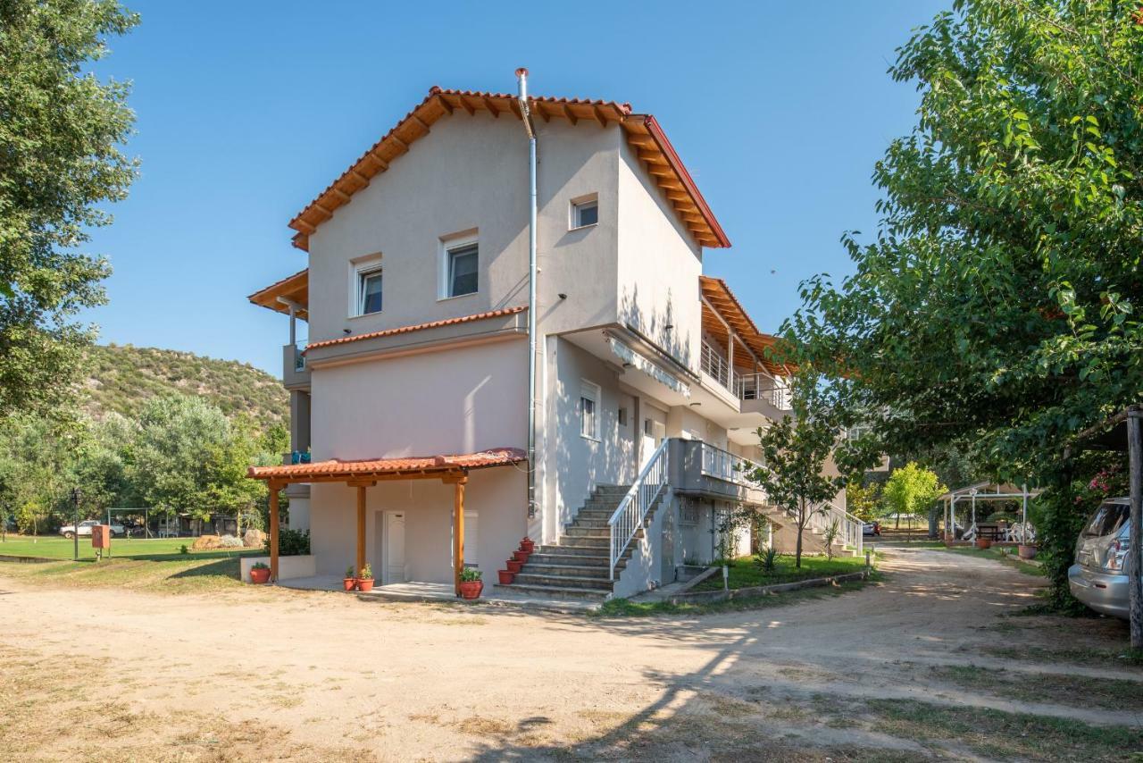 Camping Linaraki Apartments & Bungalows Сикия Экстерьер фото